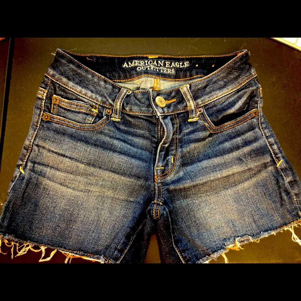 American Eagle Size 0 Super Stretch Shorts